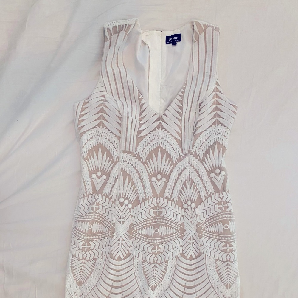 Bardot White Lace with Nude Lining Fitted Mini Dress S8